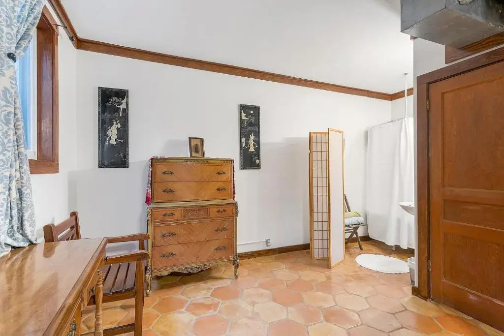 Pasters Apartment in Deconsecrated Church