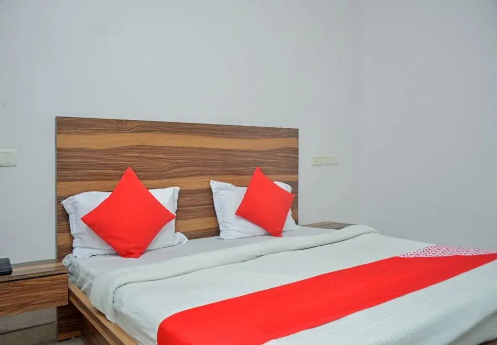Sky Residency By OYO Rooms