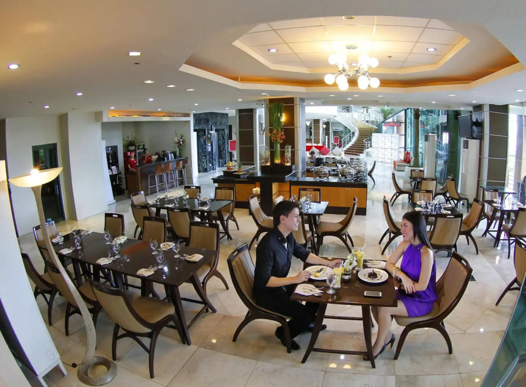 Sarrosa International Hotel and Residential Suites