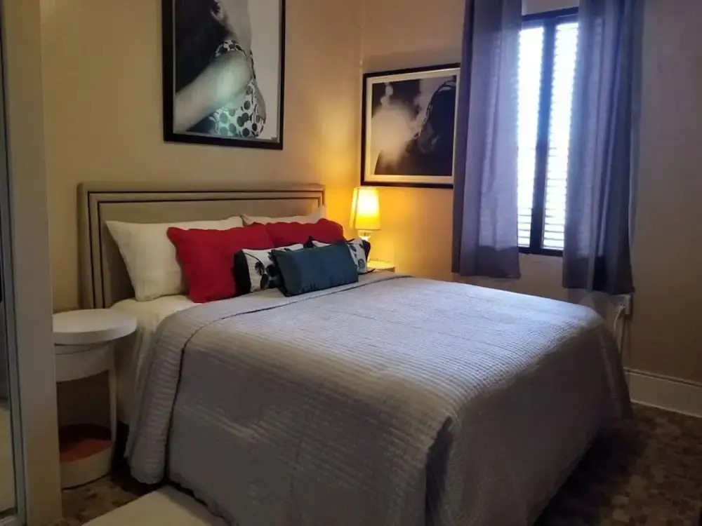 Luxury 2 Br. Art Deco Home
