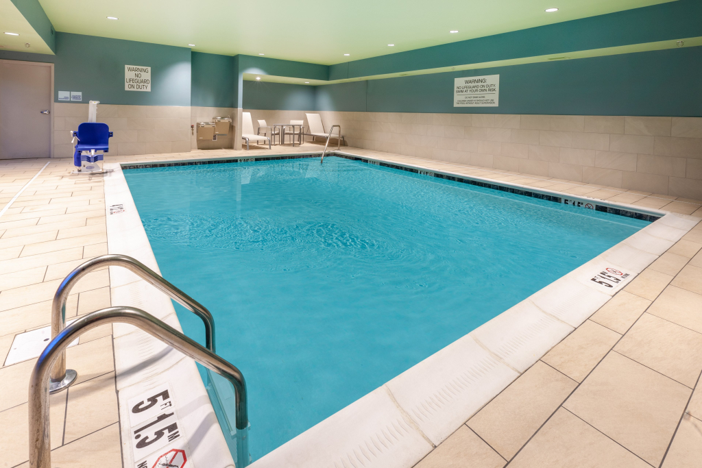 Holiday Inn Express & Suites Brunswick - Harpers Ferry Area by IHG