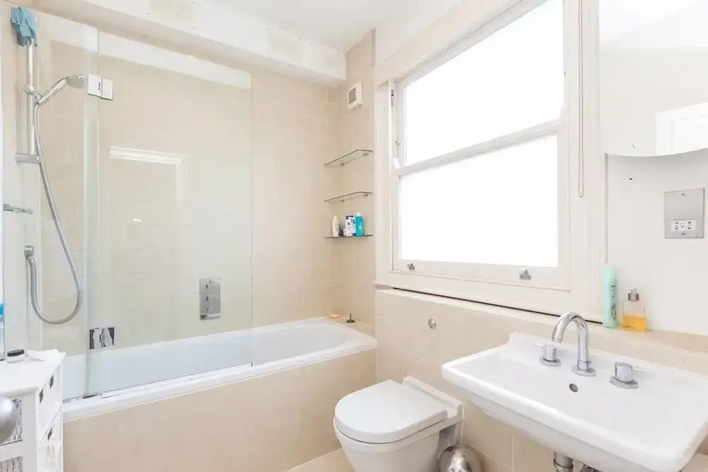 1-bed Flat at the Heart of Fulham & Parsons Green!