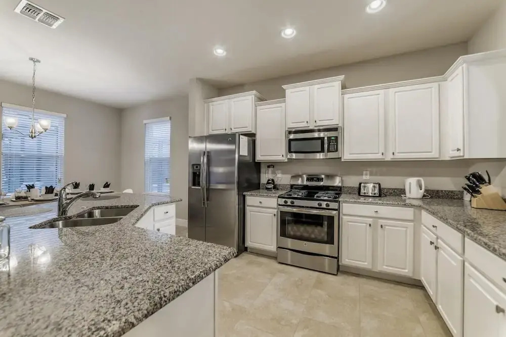 Oakbourne Avenue 5369