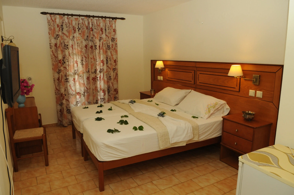 Hotel Athena