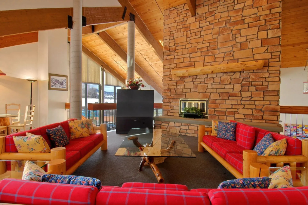 PowderWood by All Seasons Resort Lodging