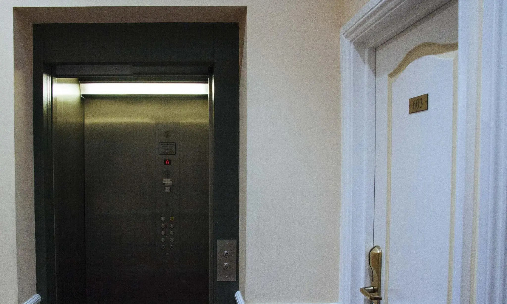Lord Kensington Hotel