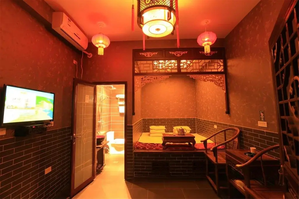 Yijingxuan boutique lnn