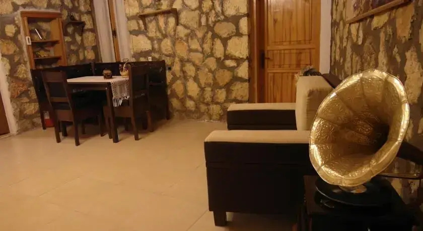 Villa Nar