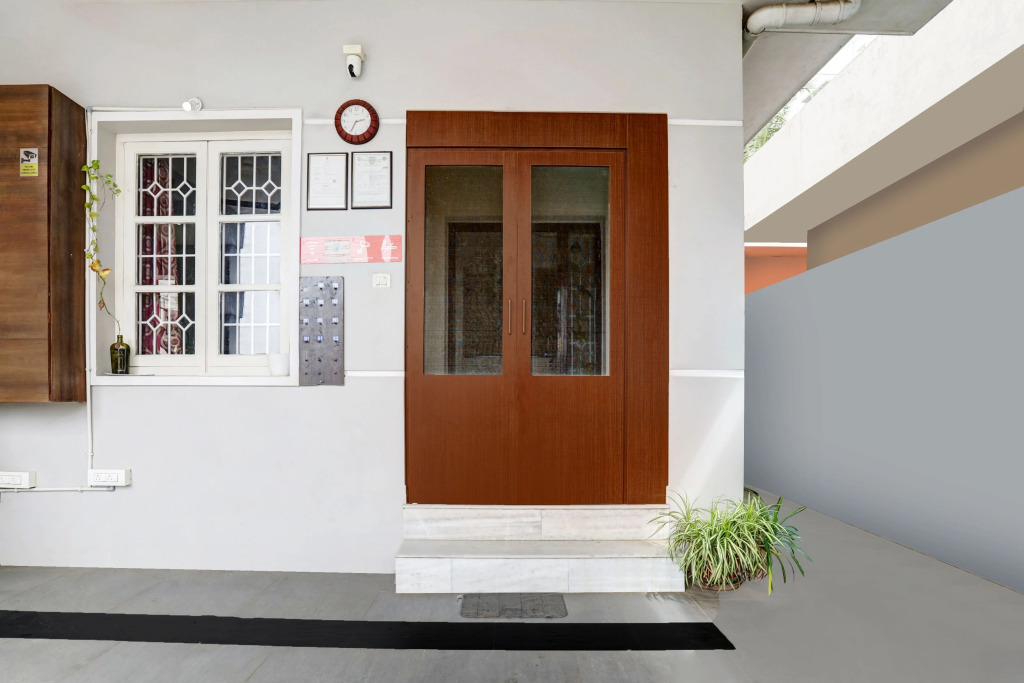 OYO Hotel O Ashok Nagar Near JNTU College