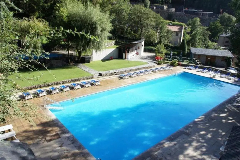 Hotel Pere DUrg 3000