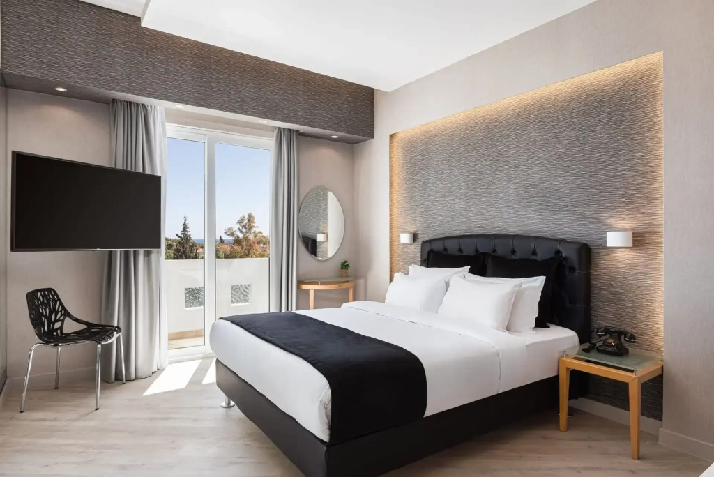 Kreoli Suites Glyfada