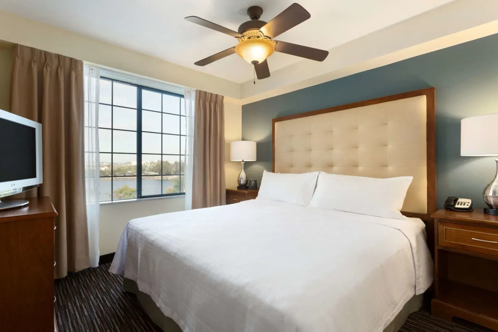 Homewood Suites by Hilton San Diego Airport-Liberty Station