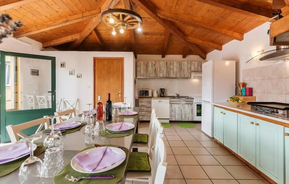 Amazing Home In Labin