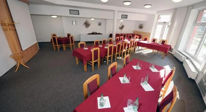 Hotel Svět