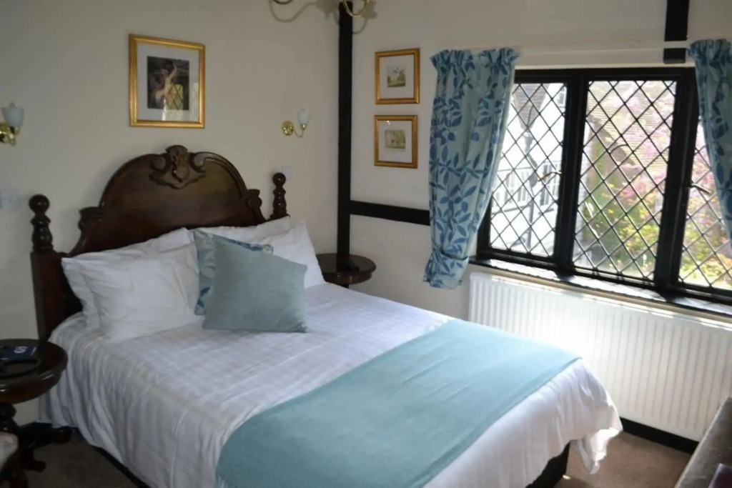 Mermaid Inn