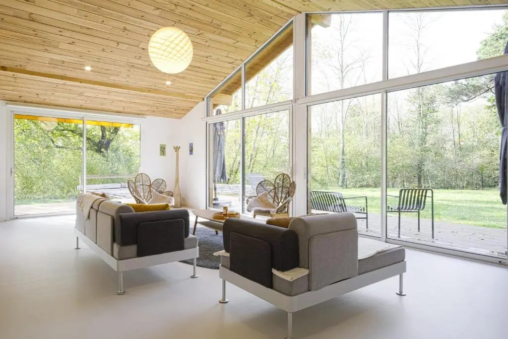 Large and bright house with pool in the middle of nature in Orx - Welkeys