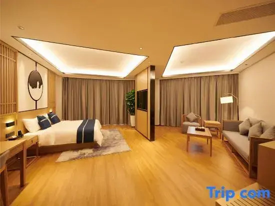 Long Feng Millennium Hotel