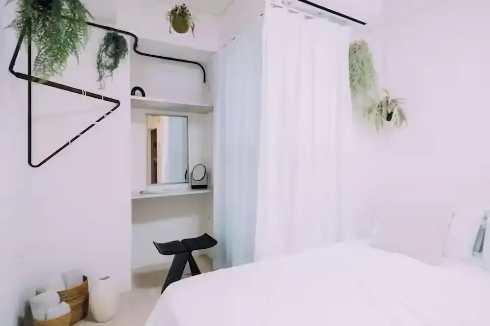 Minimalist Loft 1002