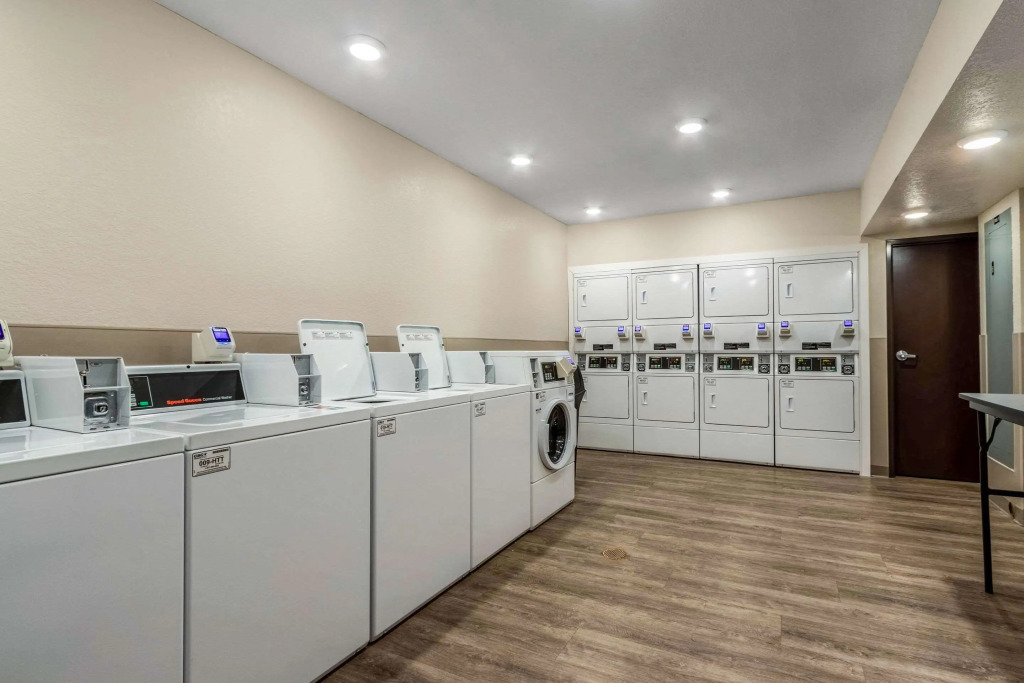 WoodSpring Suites Miramar