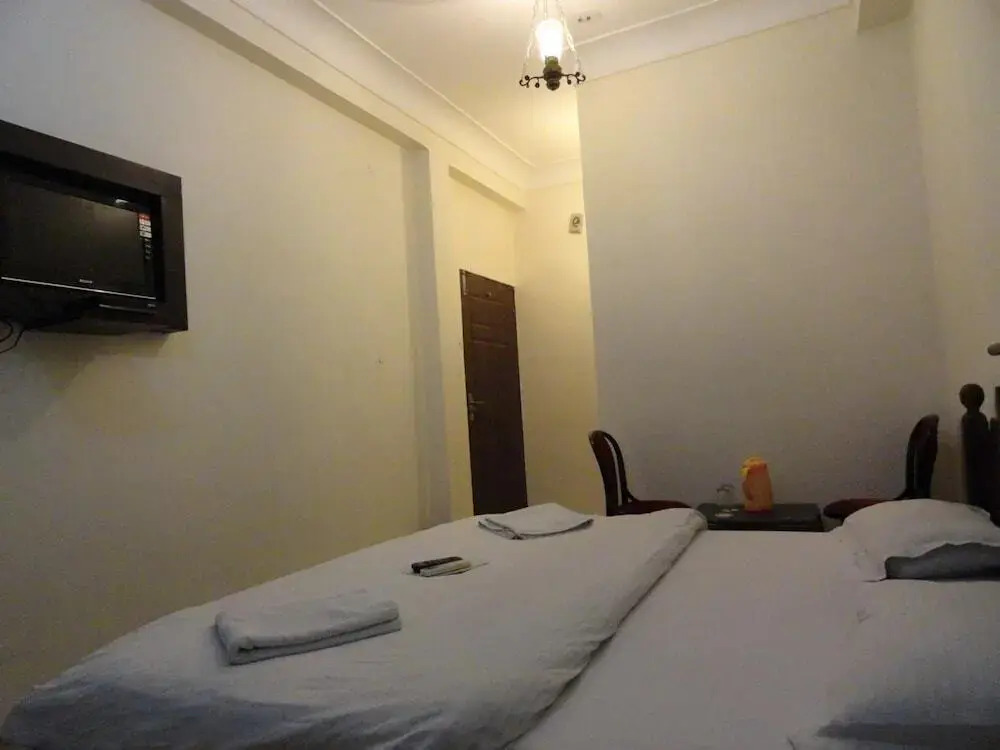Hotel Miraya