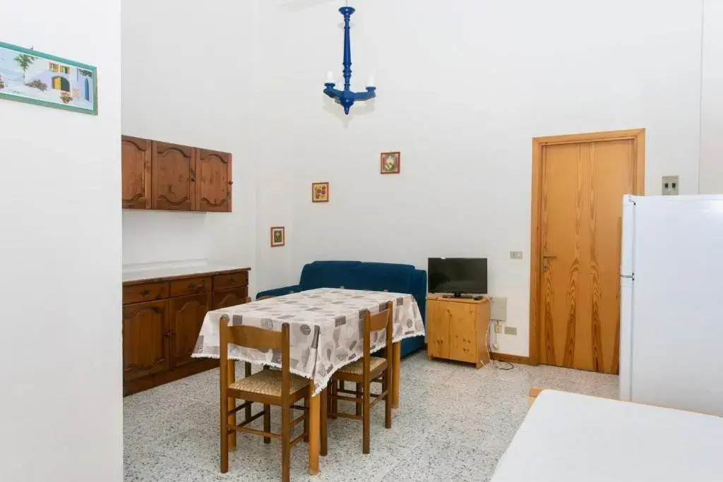 S76 - Sirolo, Bilocale Con Terrazzo in Centro