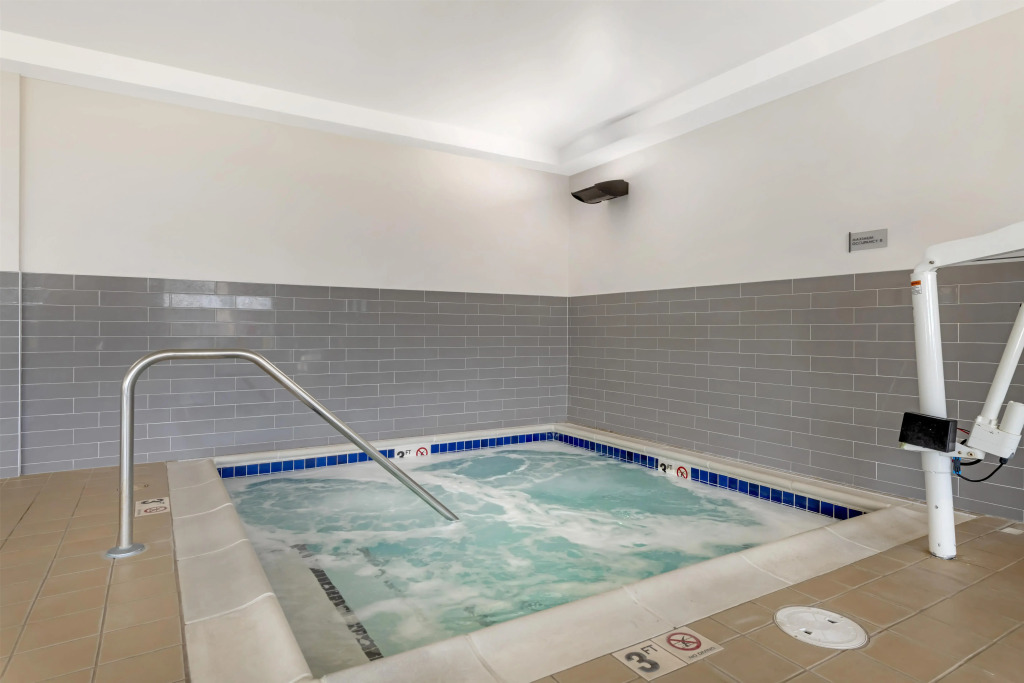 Best Western Plus Isanti
