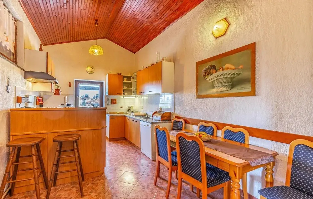 Amazing Home in Pula With Wifi and 2 Bedrooms