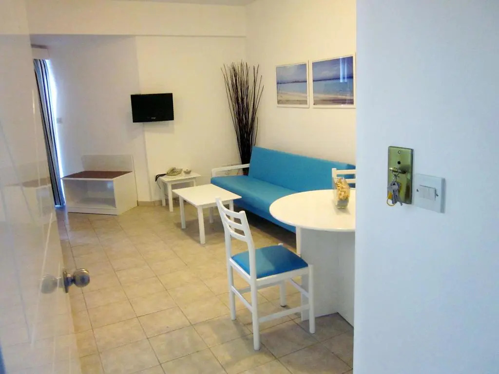 Lantiana Gardens ApartHotel