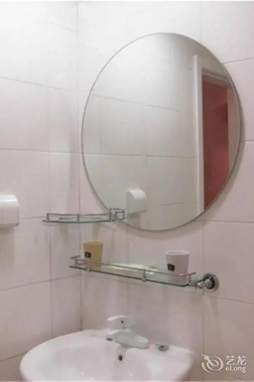Home Inn Qingdao Hongkong West Road