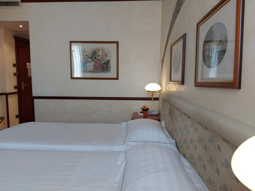 Phi Hotel Dei Medaglioni