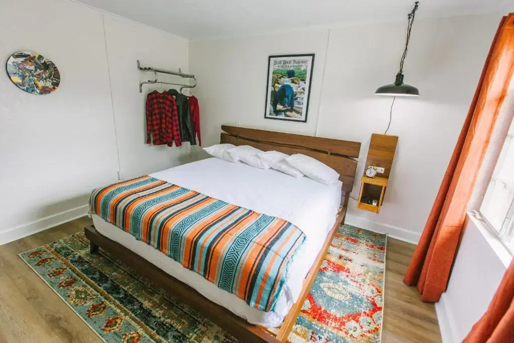 Route 19 Inn