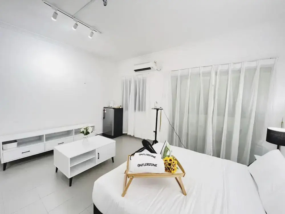 Tiara Desaru Residence Private Beach Bandar Penawar by Ucome Homestay