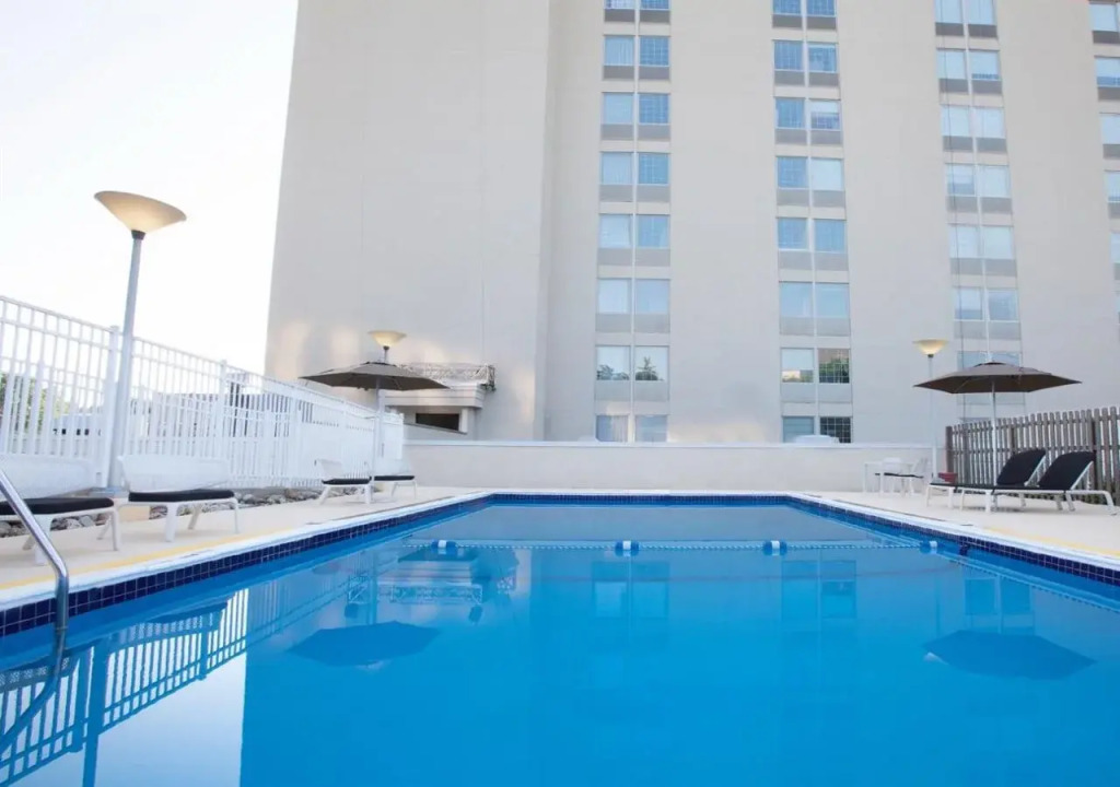 Sheraton Pittsburgh Airport Hotel