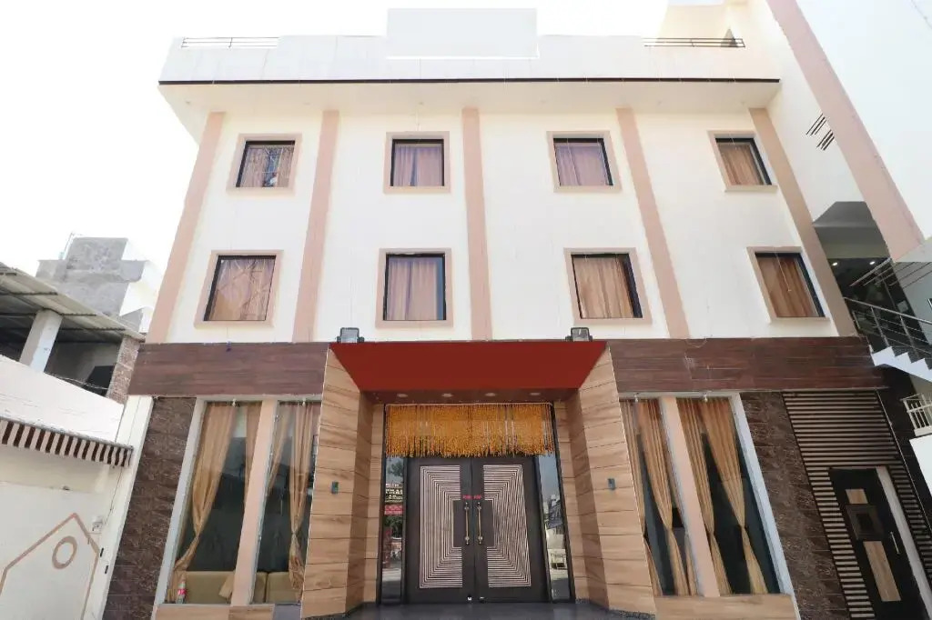 Hotel Roopmahal & Restaurant by OYO Rooms