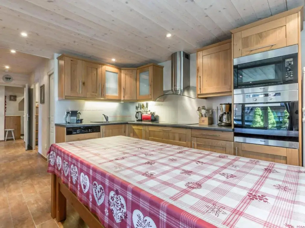 Appartement cosy proche commerce, centre station, garage inclus, animaux admis - FR-1-304-93