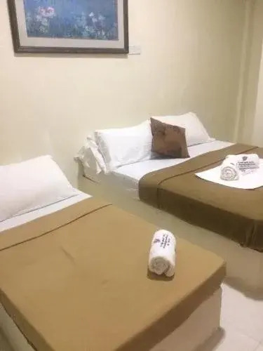Dolphin Bajet Hotel