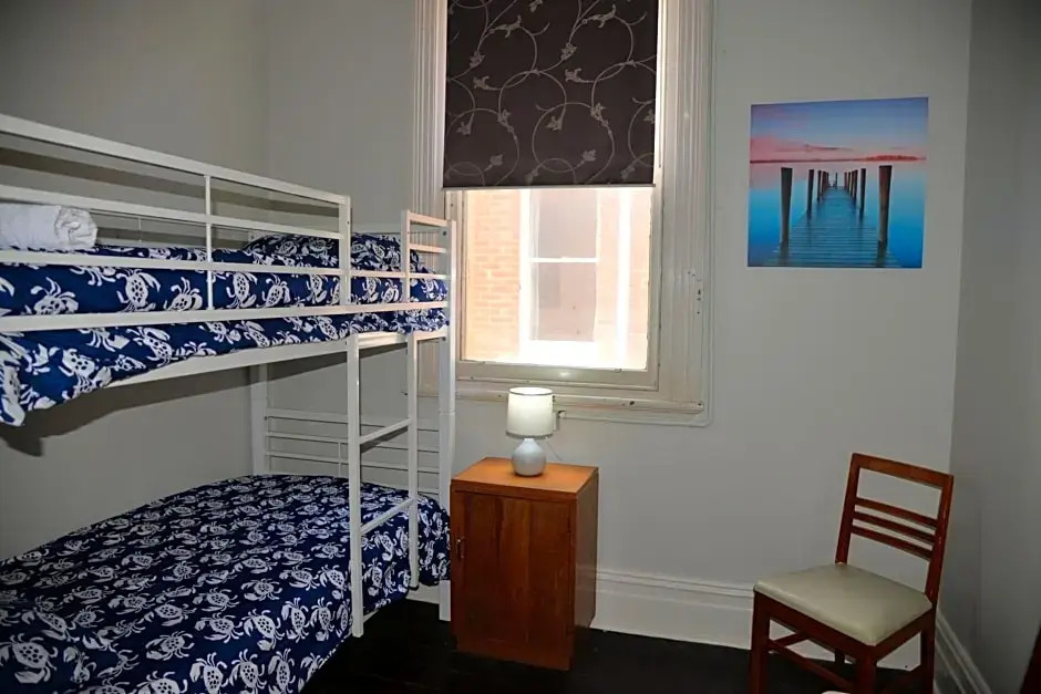 Geraldton Shoreline Lodge
