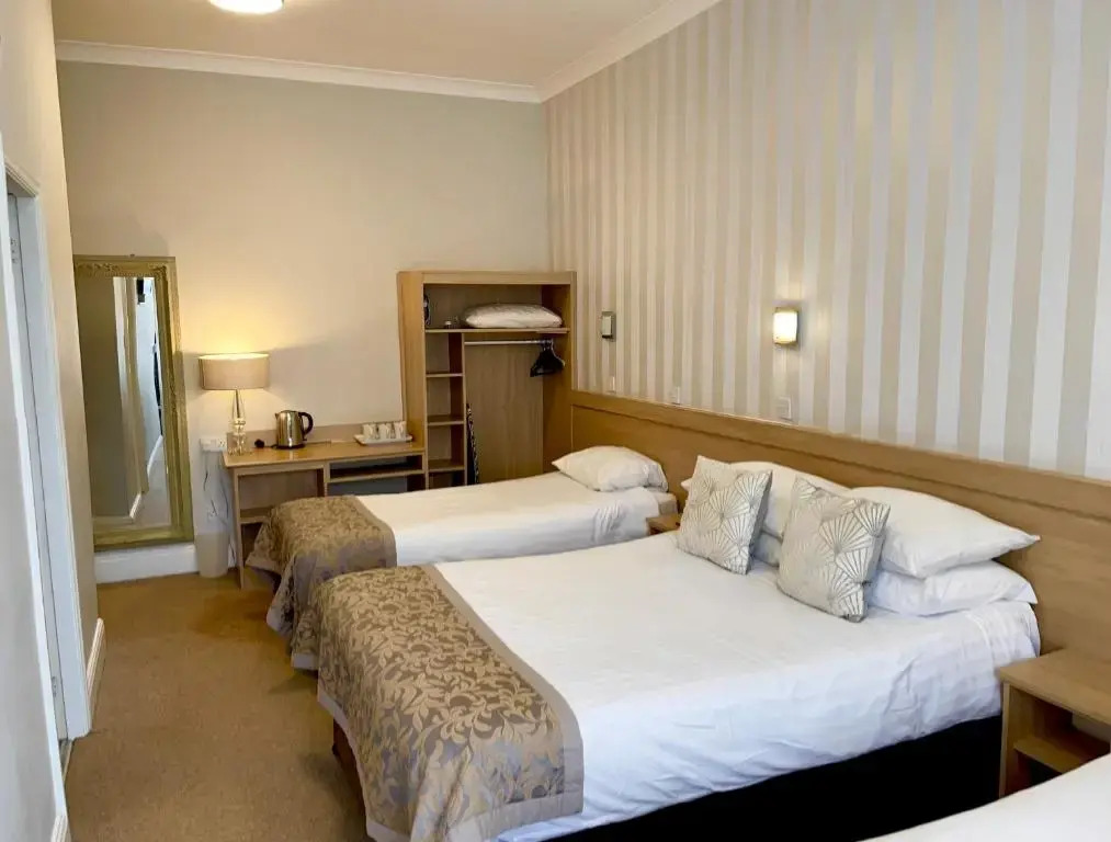 Westlynn Hotel & Apartments Free Parking Near Manchester Centre