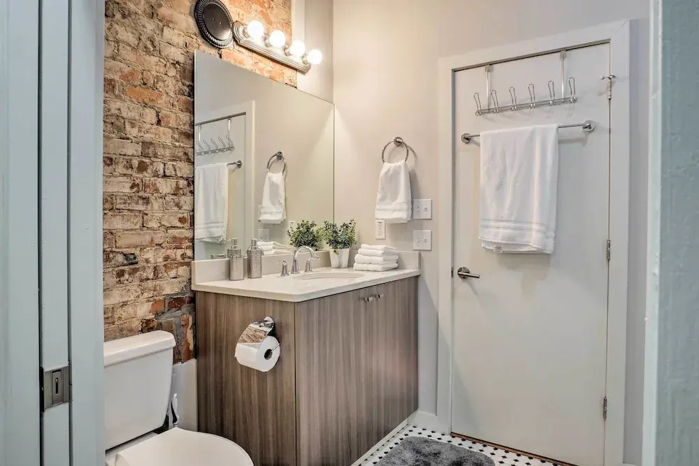 Cityscape I - Sleeps 8