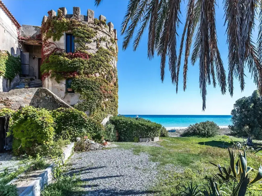 Apartment in Santa Caterina by Private Beach
