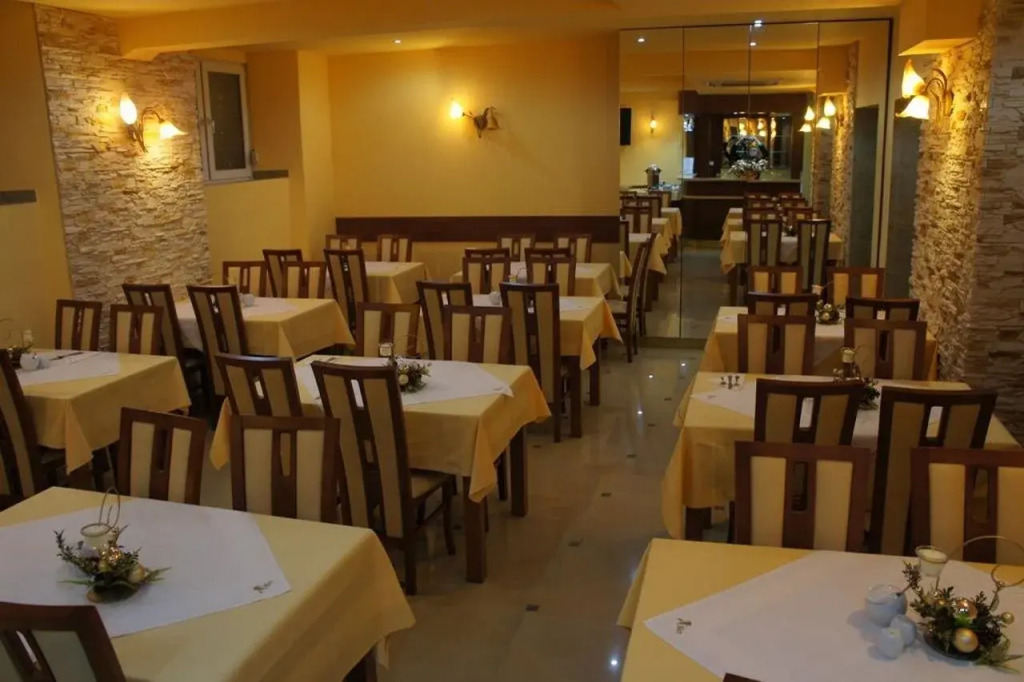 Aparthotel Adler