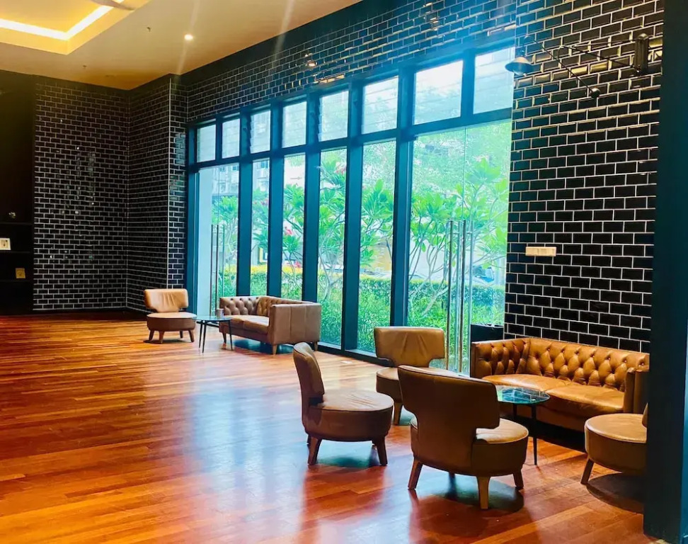 Chambers Residence By ZAM City Tour