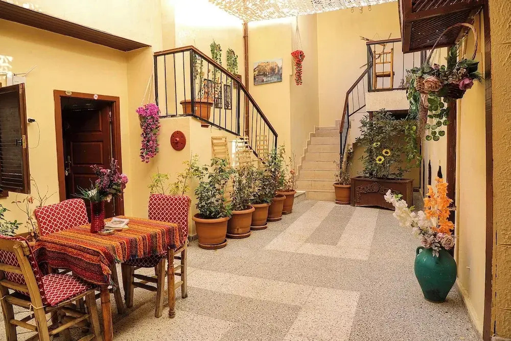 Şirvani Konağı