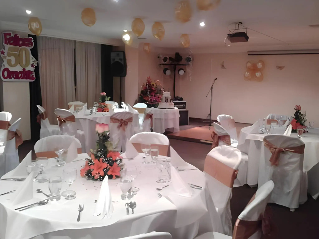 Hotel Dinastia Real