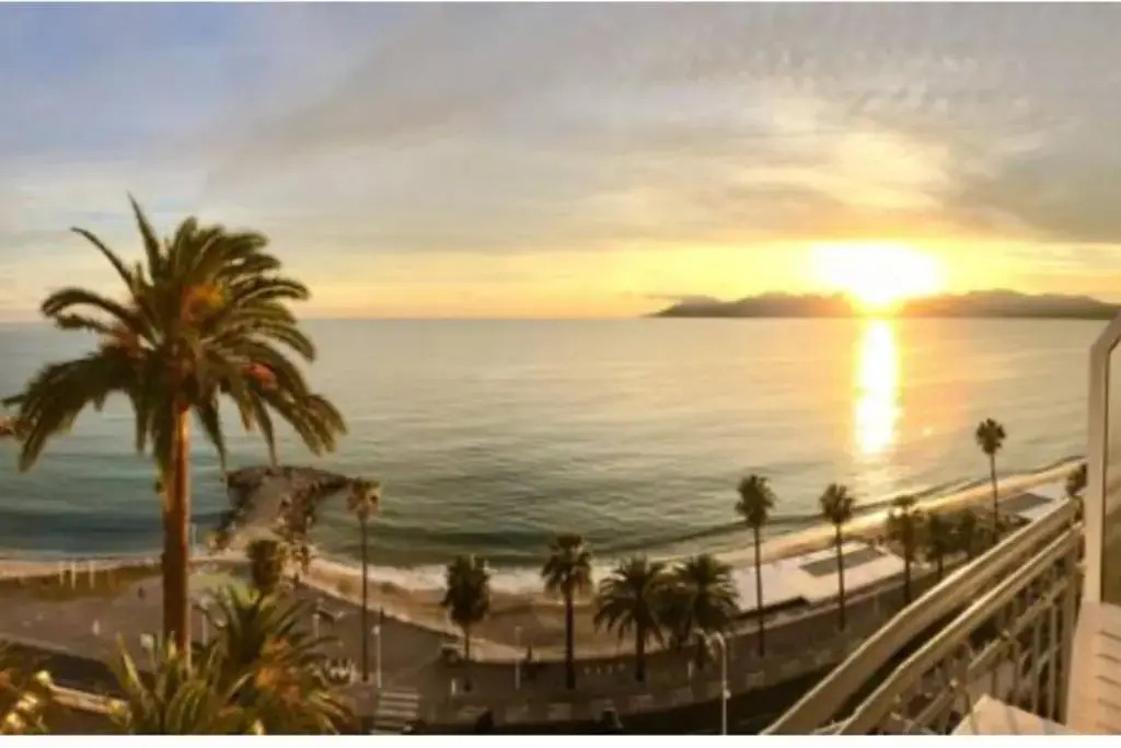Cannes Center La Croisette Splendid 2 BR in premium residence gardens and balcony by Olam Properties