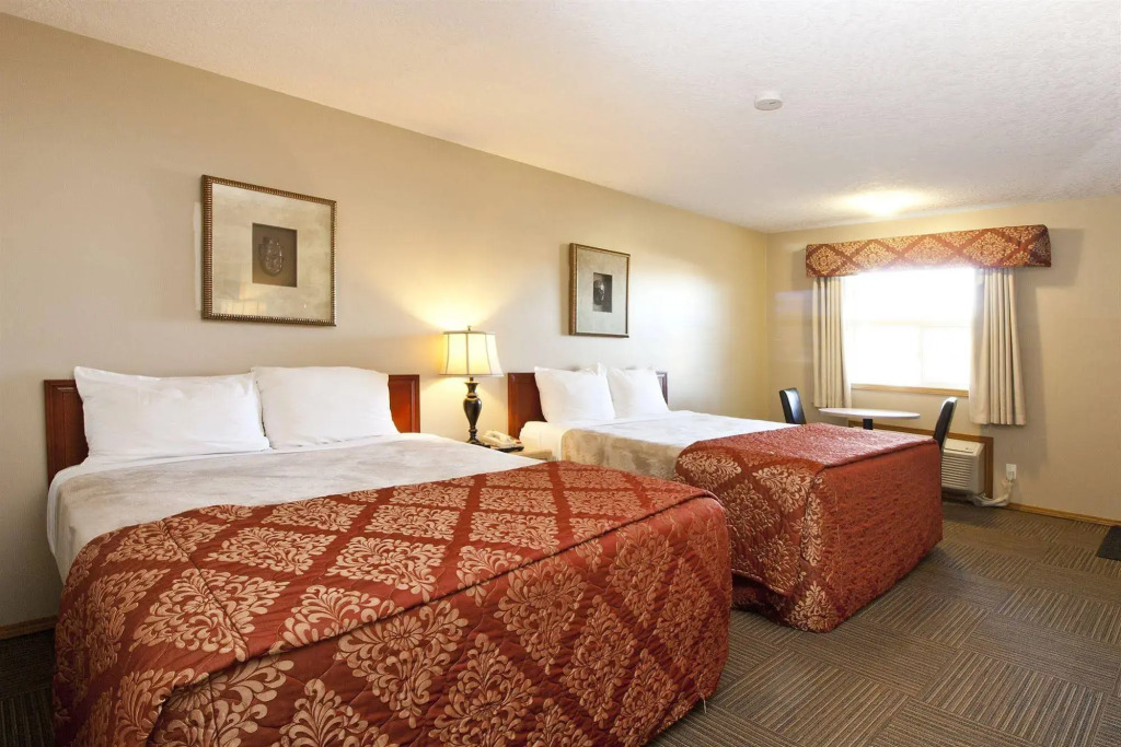 Bow River Inn