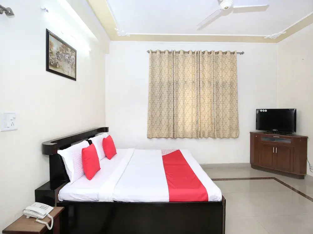 OYO 13428 Home Studios Barogh Valley