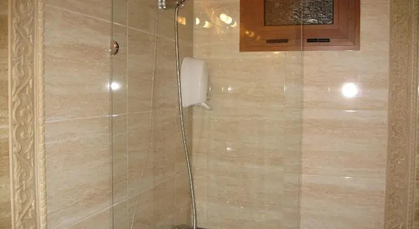 Hotel Luxor