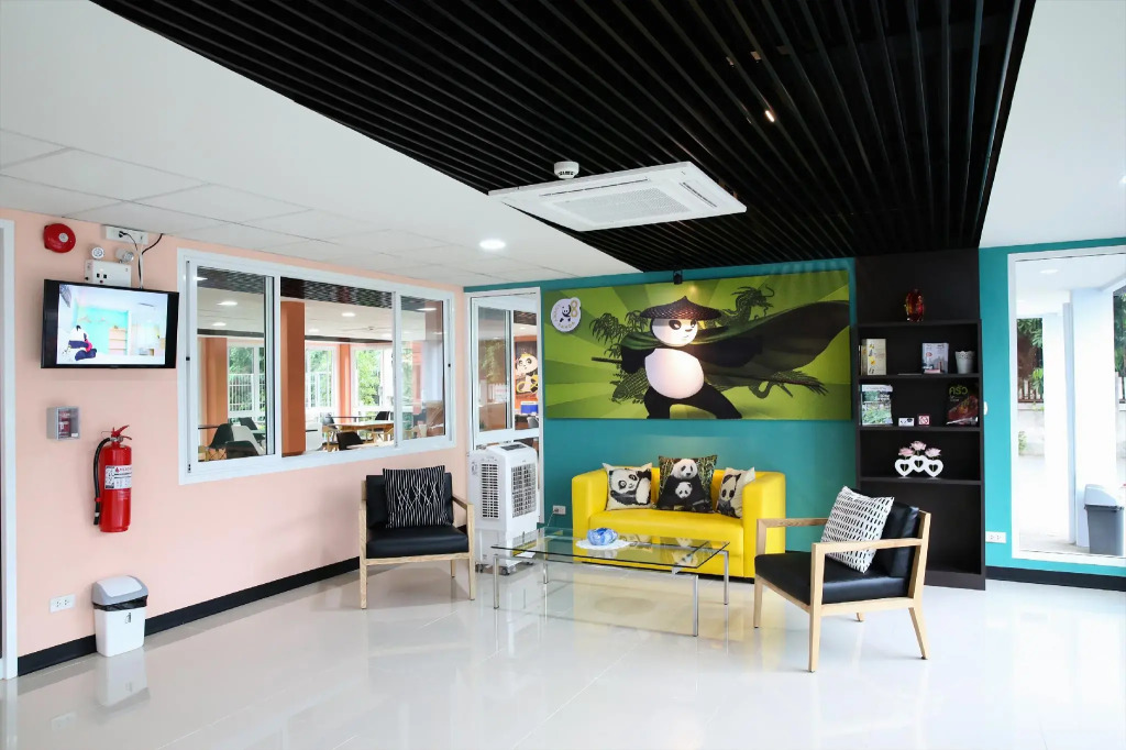 Lucky panda Hotel
