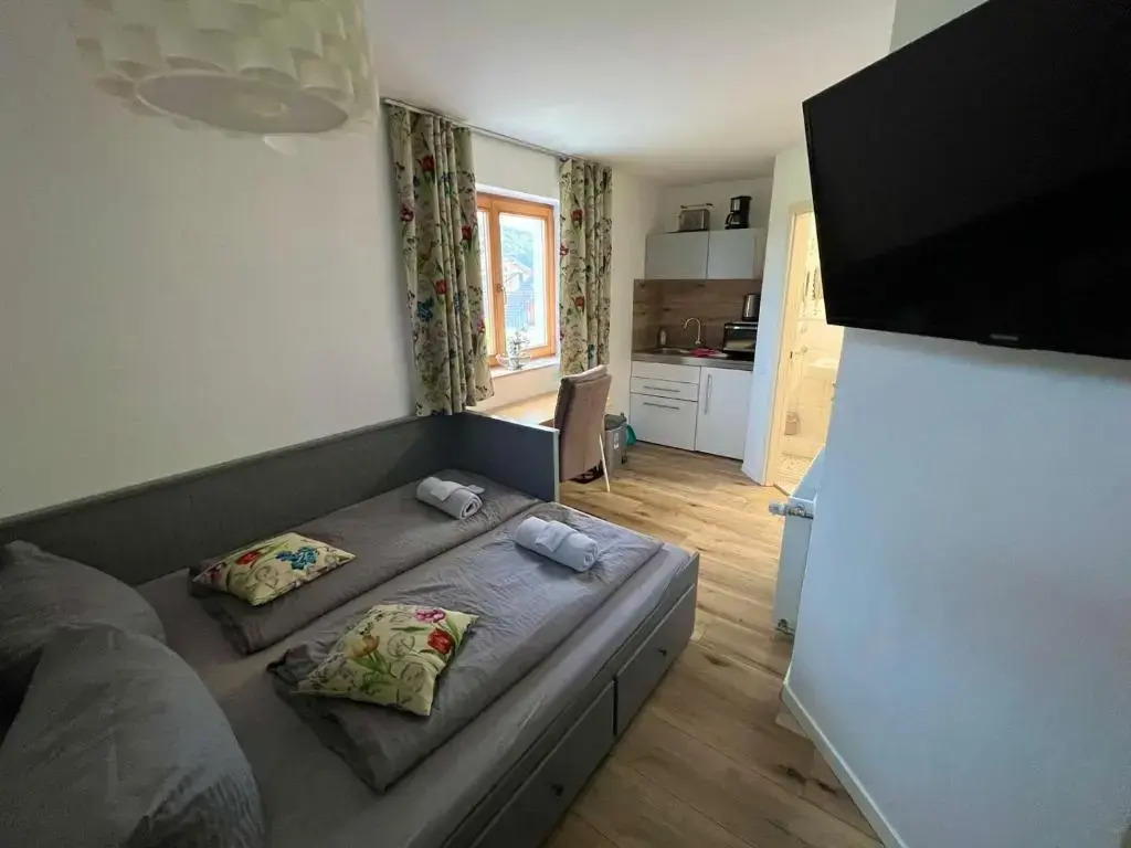 Apartment 20